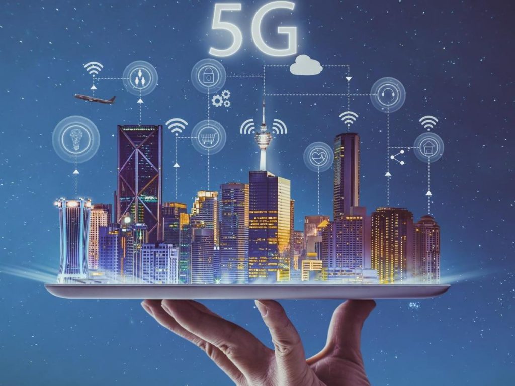 Waiter hand holding an empty digital tablet with smart city and 5g picture id889321368 thumb1200 4 3